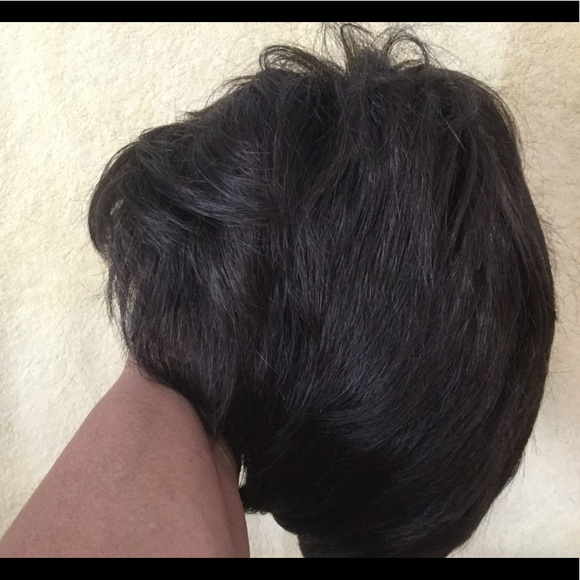 Wig: Raquel Welch Winner Tapered - Picture 2 of 4